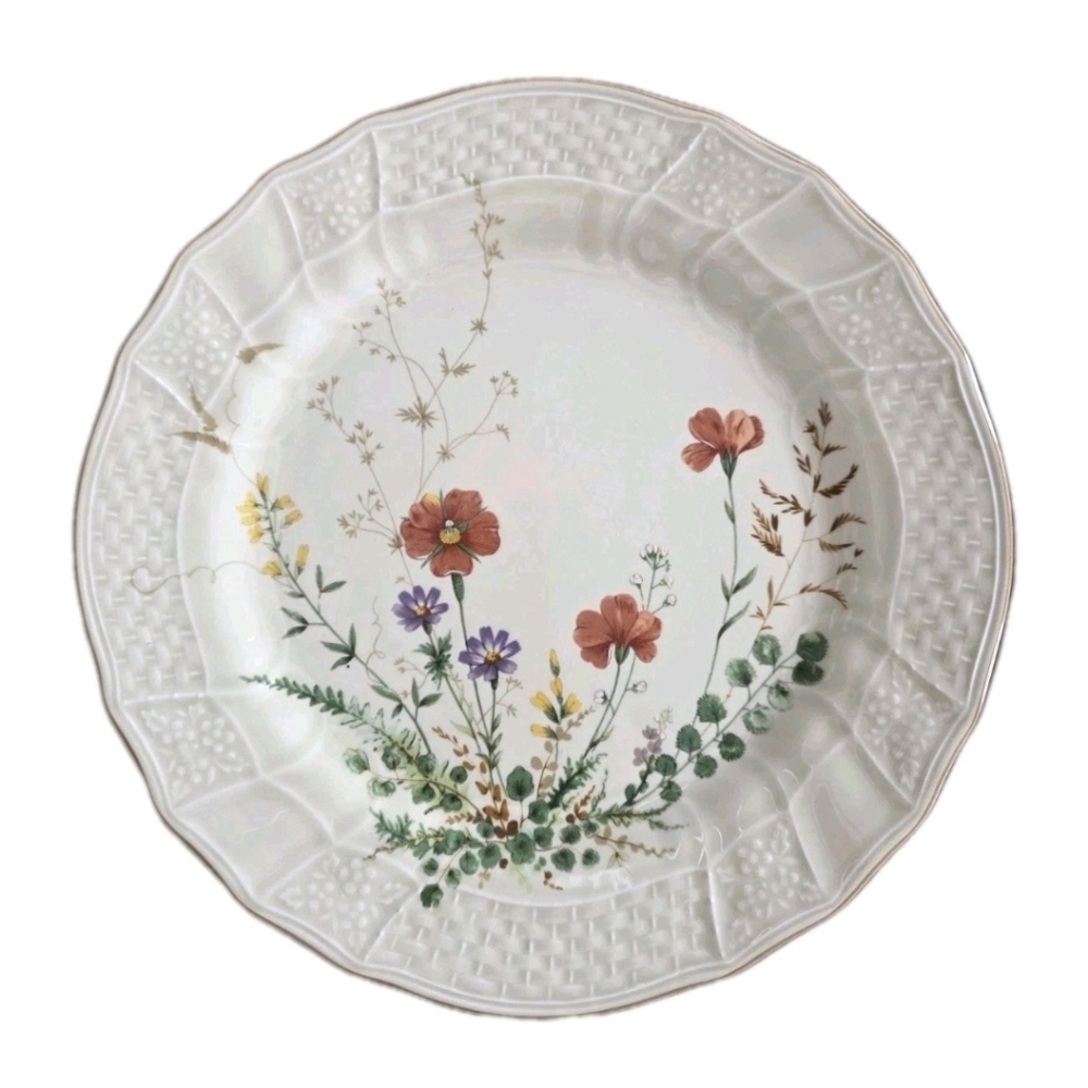 Margaux by Mikasa 11" Dinner Plate Wildflower Design Floral Oven To Table Vtg